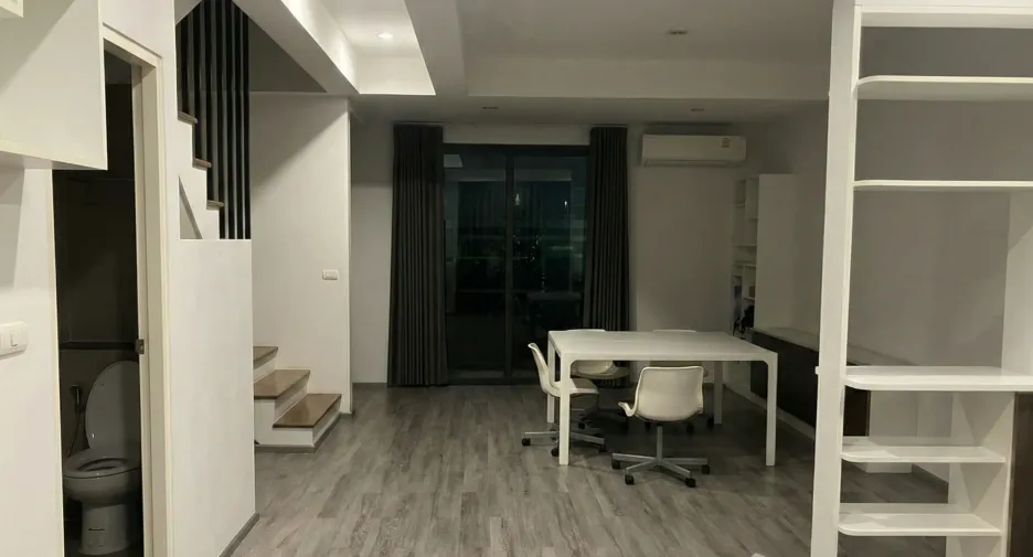 For sale 3 bedrooms townhouse in Bang Na, Bangkok
