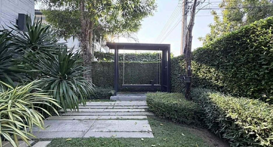 Haus zum Kauf mit 4 Zimmer in Mueang Chiang Mai, Chiang Mai