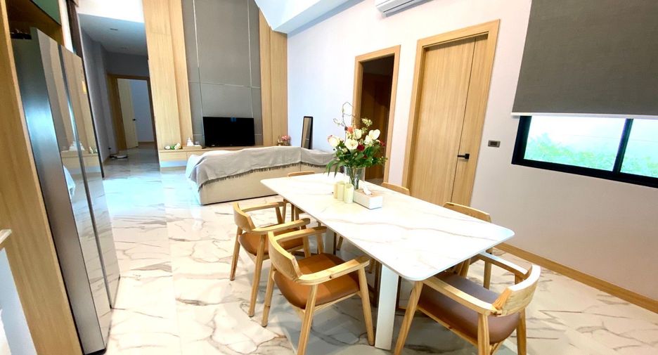 For rent 3 bedrooms villa in Bang Lamung, Chonburi