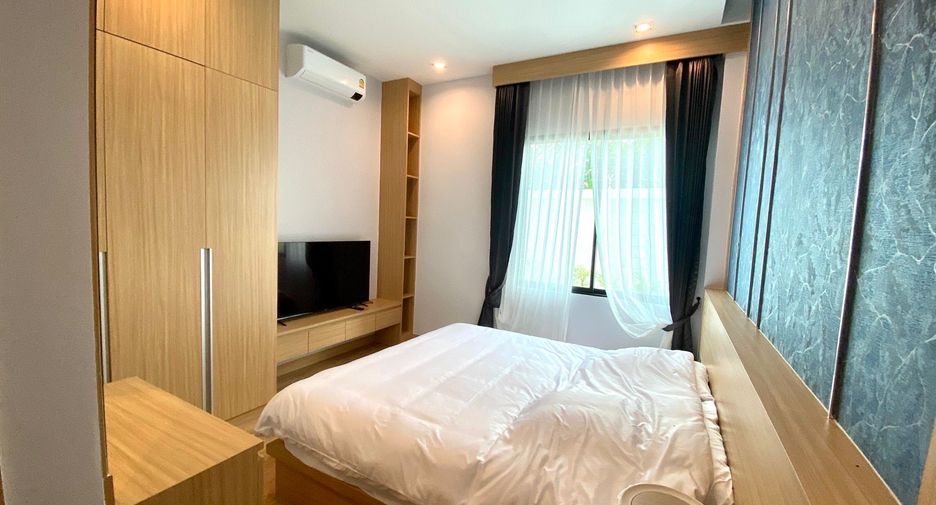For rent 3 bedrooms villa in Bang Lamung, Chonburi