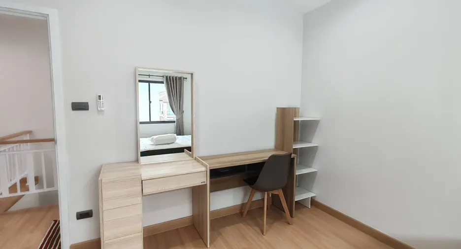 Haus zur Miete mit 4 Zimmer in Saraphi, Chiang Mai