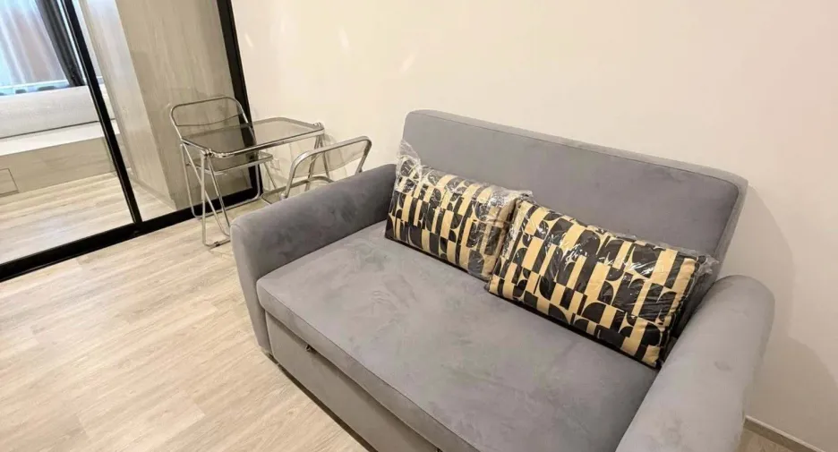 For rent 1 bed condo in Mueang Samut Prakan, Samut Prakan