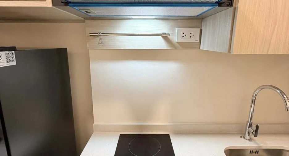 For rent 1 bed condo in Mueang Samut Prakan, Samut Prakan