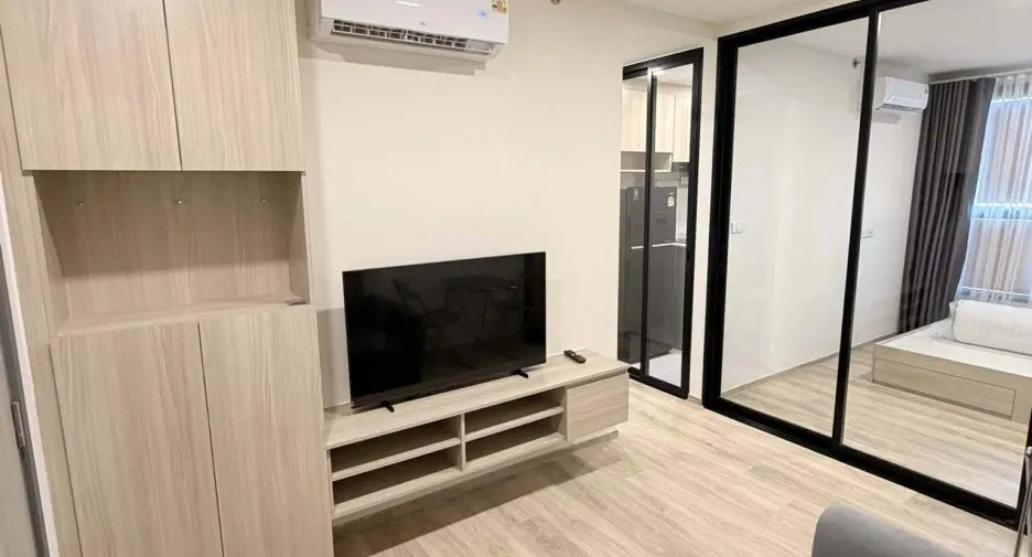 For rent 1 bed condo in Mueang Samut Prakan, Samut Prakan