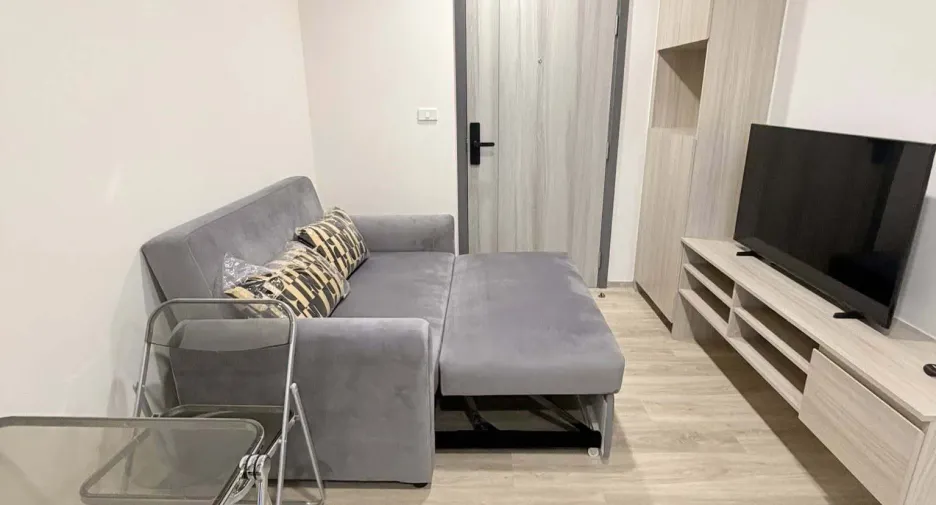 For rent 1 bed condo in Mueang Samut Prakan, Samut Prakan