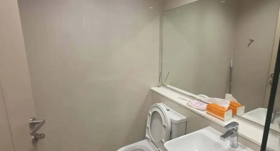 Wohnung zur Miete mit Studio in Thon Buri, Bangkok