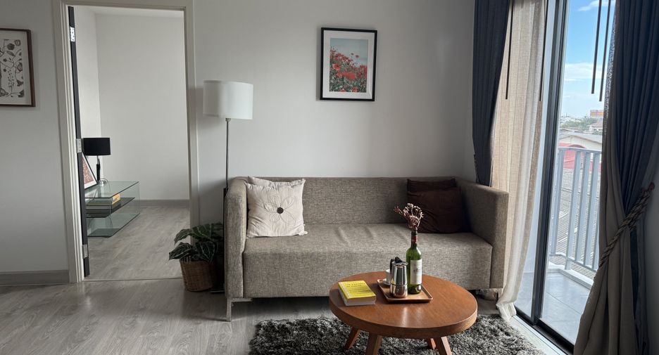 For sale 2 bedrooms condo in Mueang Samut Prakan, Samut Prakan