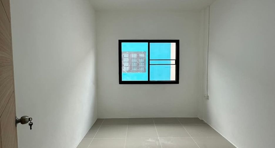 For sale 2 bedrooms townhouse in Bang Khae, Bangkok