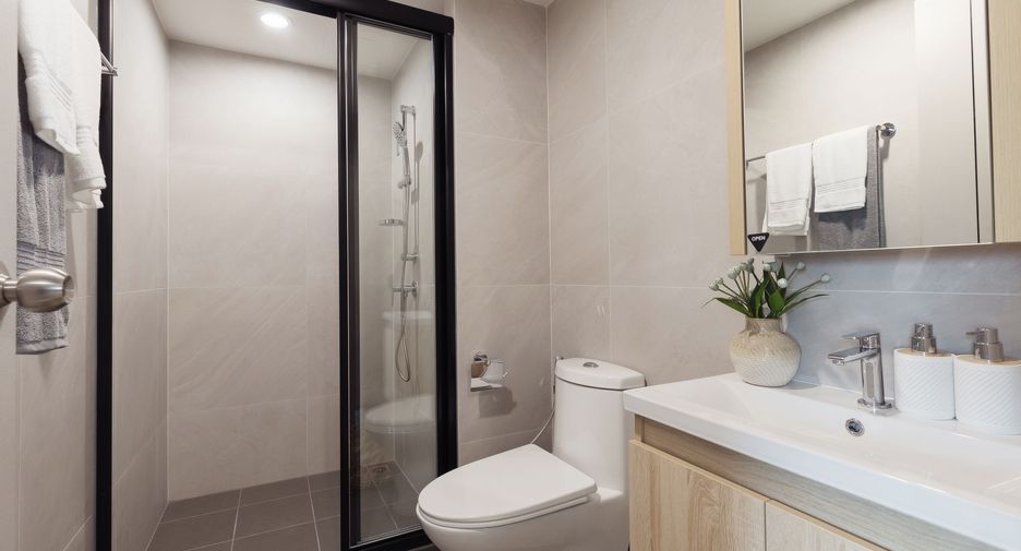 For sale 2 bedrooms condo in Bang Na, Bangkok