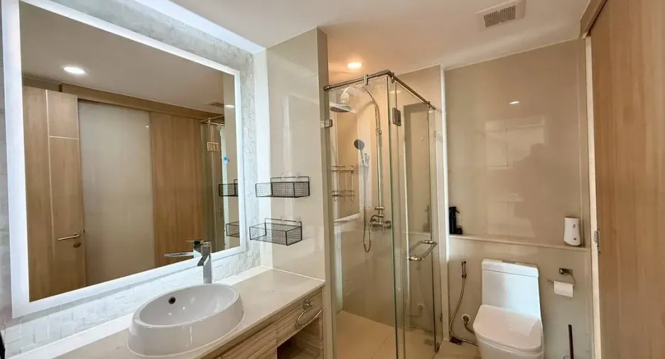 Condo en venta y en alquiler de 1 habitaciones en Bang Lamung, Chonburi