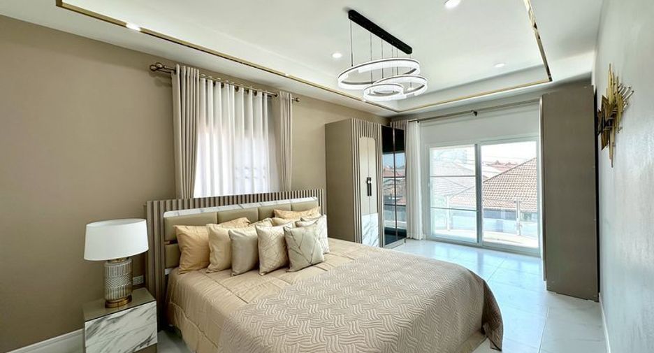For sale and for rent 4 bedrooms house in Bang Lamung, Chonburi
