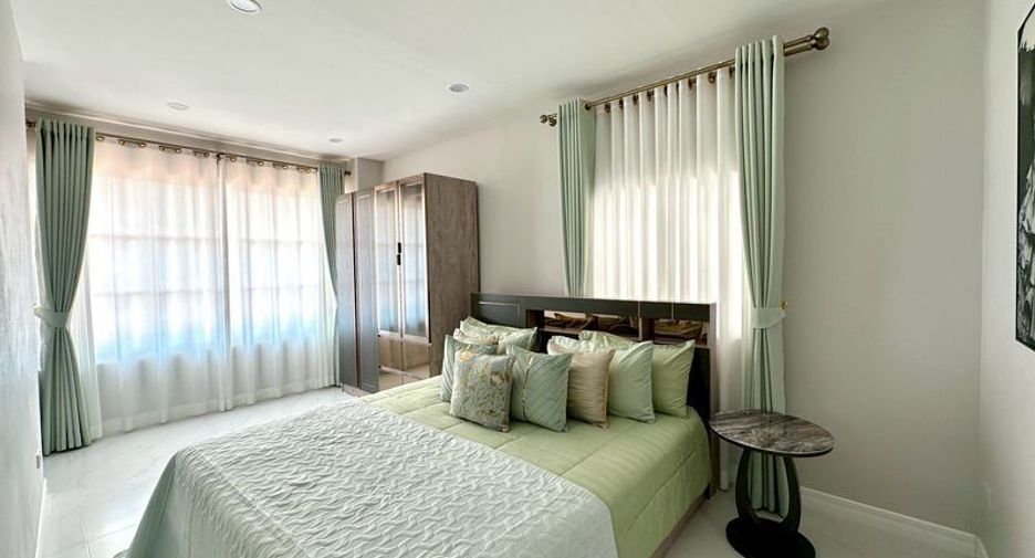 For sale and for rent 4 bedrooms house in Bang Lamung, Chonburi