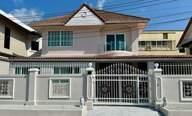 For sale and for rent 4 bedrooms house in Bang Lamung, Chonburi