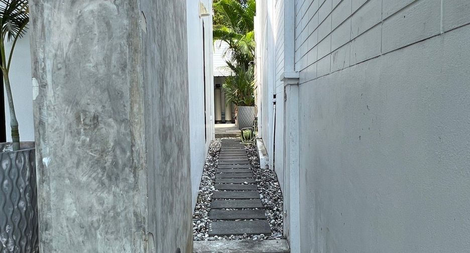 For rent 2 bedrooms villa in Thalang, Phuket