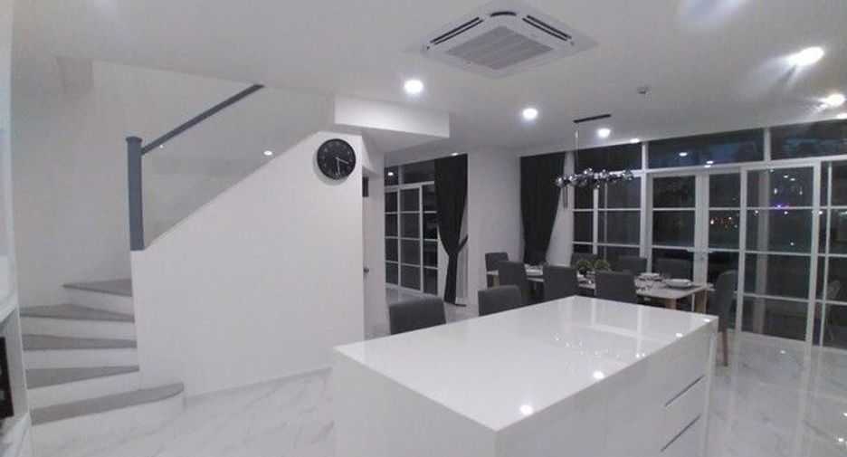 出租 4 卧室 别墅 在 Phuket Town, 普吉