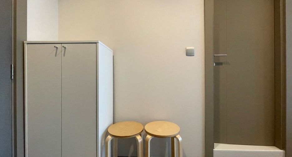 Wohnung zur Miete mit Studio in Huai Khwang, Bangkok