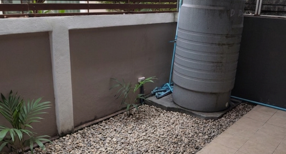 For sale 2 bedrooms townhouse in Doi Saket, Chiang Mai