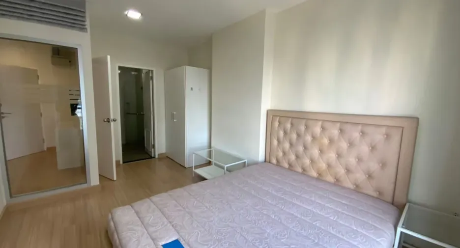 For sale 1 bed condo in Pathum Wan, Bangkok