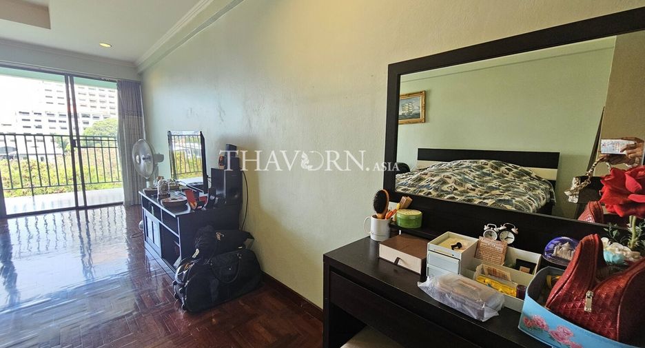 For sale studio condo in Bang Lamung, Chonburi