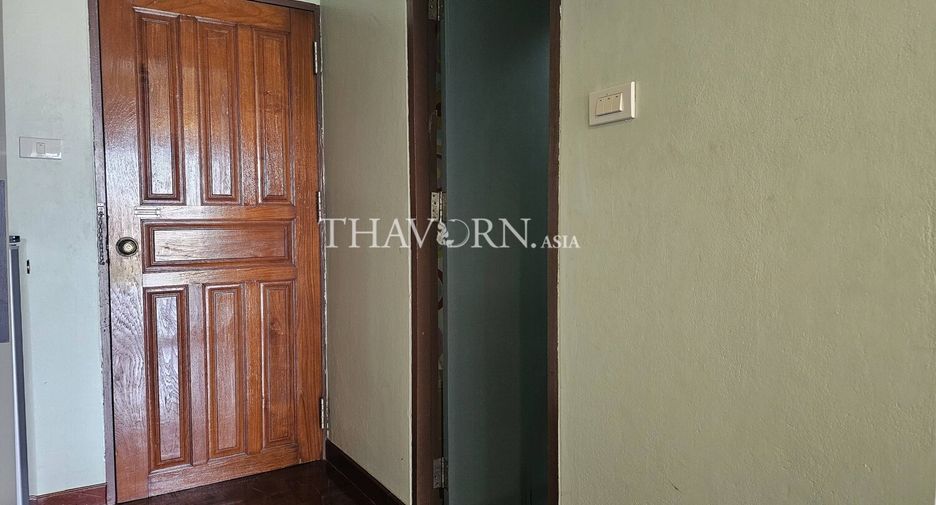 For sale studio condo in Bang Lamung, Chonburi