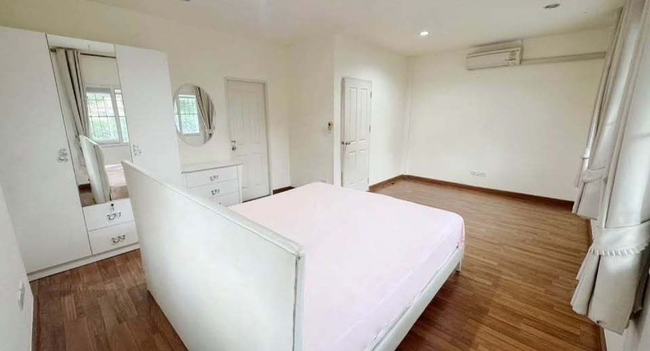 For sale and for rent 3 bedrooms townhouse in Bueng Kum, Bangkok