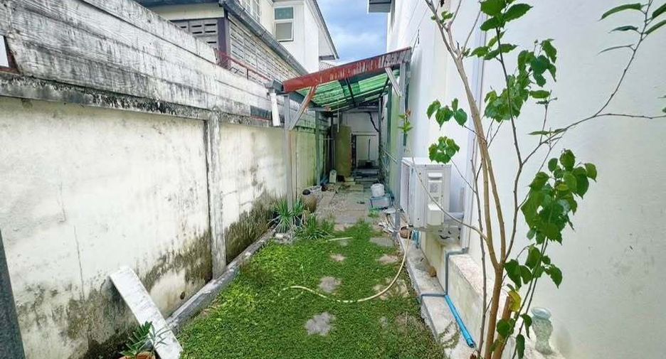 For sale and for rent 3 bedrooms townhouse in Bueng Kum, Bangkok