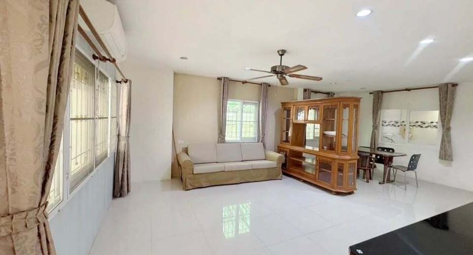 For sale and for rent 3 bedrooms townhouse in Bueng Kum, Bangkok