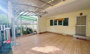 For sale and for rent 3 bedrooms townhouse in Bueng Kum, Bangkok