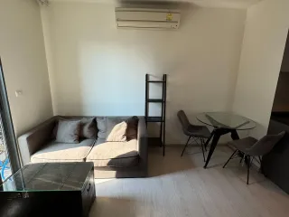 出租 2 卧室 公寓 在 Huai Khwang, 曼谷