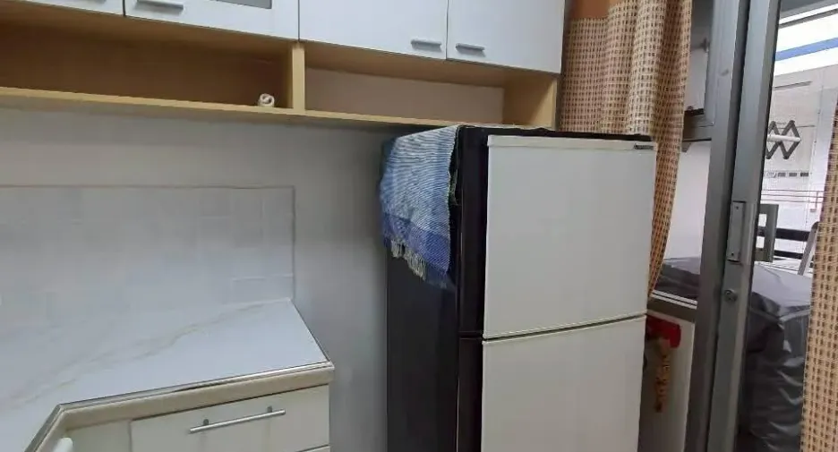 À louer studio condo à Yan Nawa, Bangkok