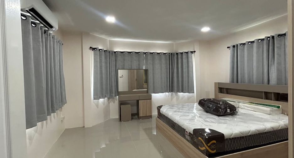 For rent 3 bedrooms house in San Sai, Chiang Mai
