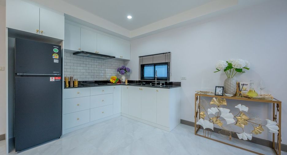 À vendre 3 chambres maison à Bang Lamung, Chonburi