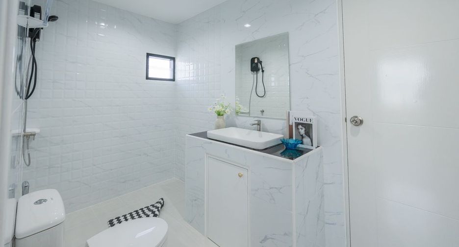 À vendre 3 chambres maison à Bang Lamung, Chonburi
