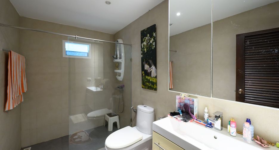 For sale 3 bedrooms house in Bang Lamung, Chonburi