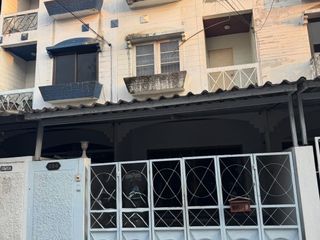 出租 4 卧室 联排别墅 在 Thung Khru, 曼谷