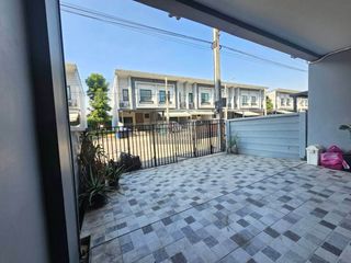 For sale 3 bedrooms townhouse in Bang Phli, Samut Prakan