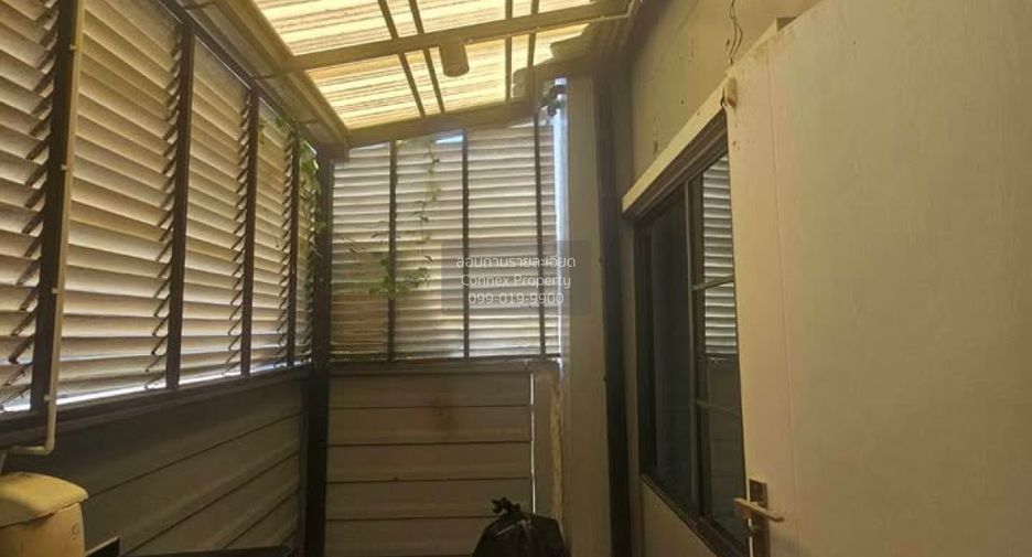 For sale 3 bedrooms townhouse in Bang Phli, Samut Prakan