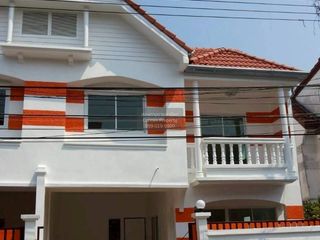 For sale 4 bedrooms house in Khan Na Yao, Bangkok