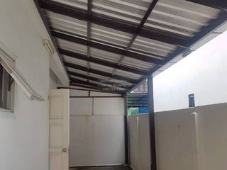 For sale 4 bedrooms house in Khan Na Yao, Bangkok