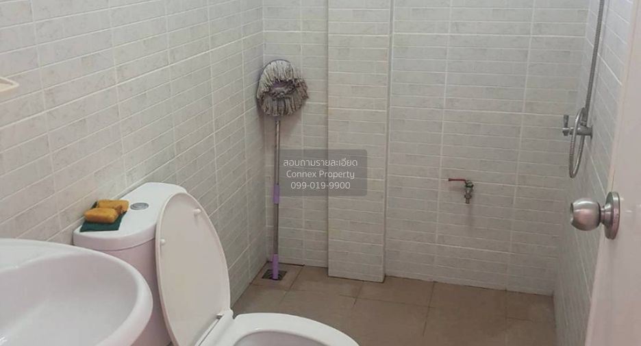 Haus zum Kauf mit 4 Zimmer in Khan Na Yao, Bangkok