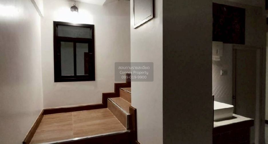 Reihenhaus zum Kauf mit 3 Zimmer in Watthana, Bangkok