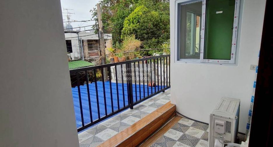 Reihenhaus zum Kauf mit 3 Zimmer in Watthana, Bangkok