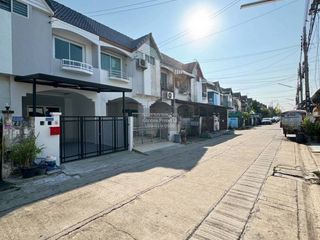 Продажа 3 спальни таунхаус в Bang Bua Thong, Нонтабури