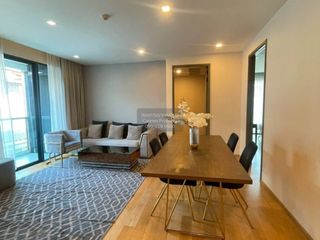 Condo en venta de 3 habitaciones en Khlong Toei, Bangkok