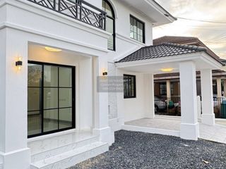 Haus zum Kauf mit 3 Zimmer in Bang Phli, Samut Prakan