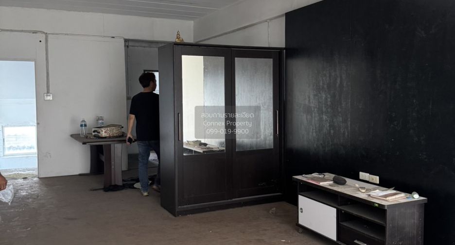 For sale 1 bed retail Space in Min Buri, Bangkok