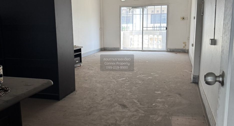 For sale 1 bed retail Space in Min Buri, Bangkok