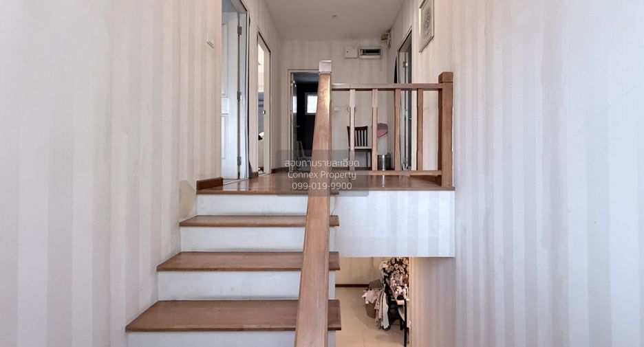 For sale 4 bedrooms house in Mueang Nonthaburi, Nonthaburi