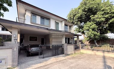 For sale 4 bedrooms house in Mueang Nonthaburi, Nonthaburi