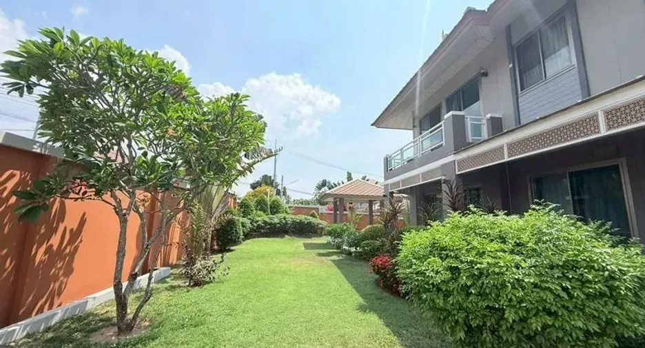 For rent 4 bedrooms house in Bang Lamung, Chonburi
